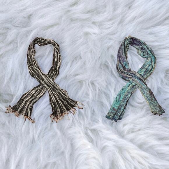 Lot of 2 Fashion Scarfs Black White Stripe Blue Paisley Brand New Never Worn - Picture 1 of 12